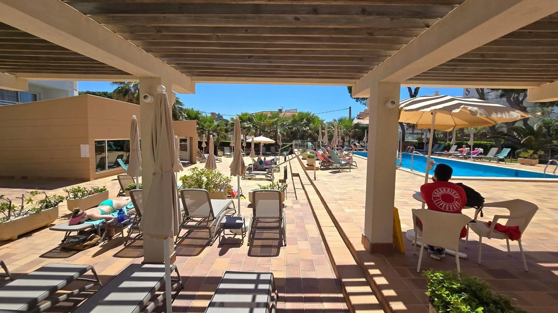**** Hotel apartamentowy Leman Hotel Y Apartamentos Playa de Palma  Hiszpania