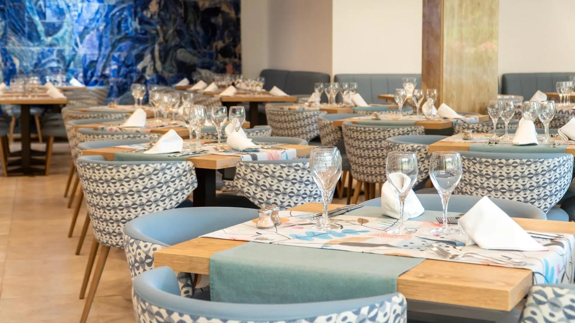 **** Aparthotel Leman Hotel Y Apartamentos Playa de Palma  Spain